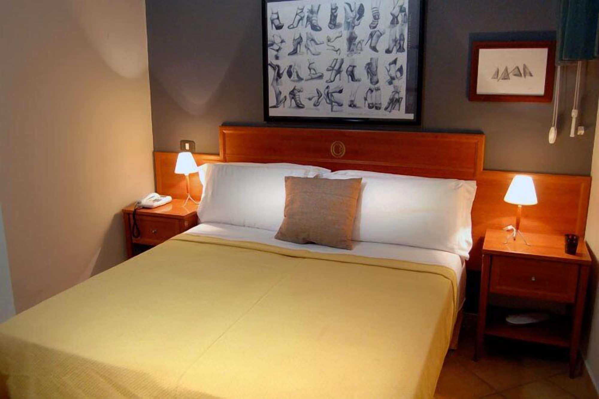 Caravaggio Hotel Napoli Dış mekan fotoğraf